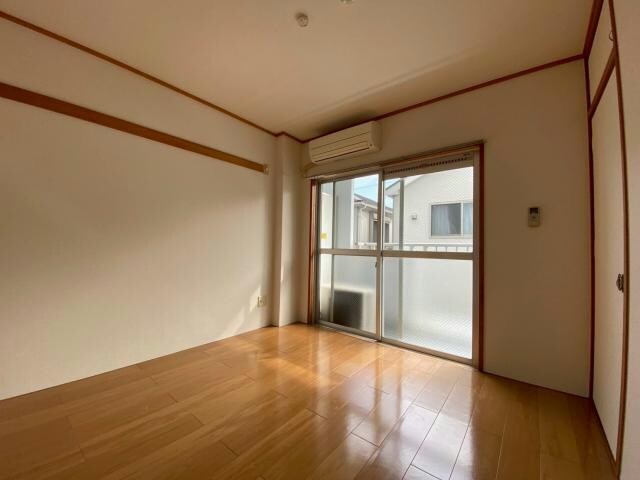  アメニティ東香里