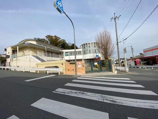 星田こども園(幼稚園/保育園)まで537m ミ・カーサ螢が丘