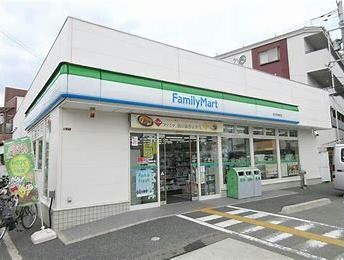 ファミリーマート枚方西禁野店(コンビニ)まで621m 禁野ハイツ