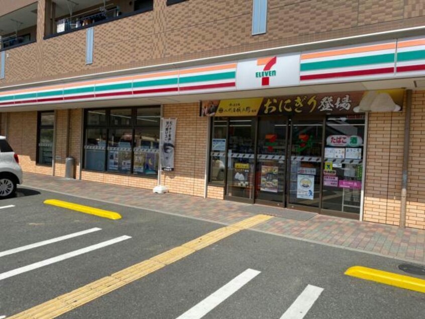 セブンイレブン交野市役所前店(コンビニ)まで415m グリーンビル交野