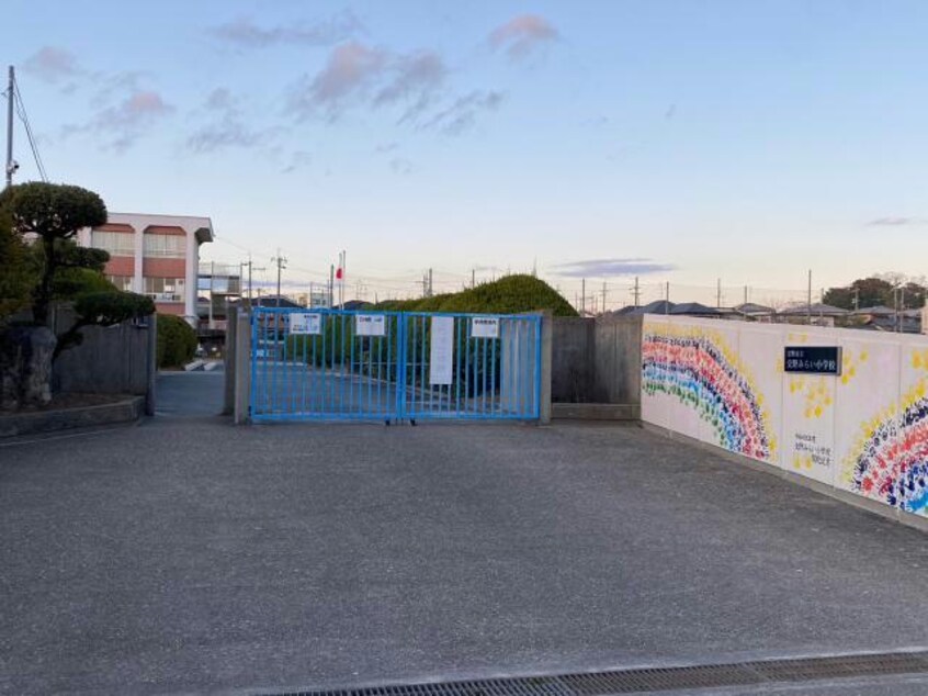 交野市立長宝寺小学校(小学校)まで905m サンライズ統山