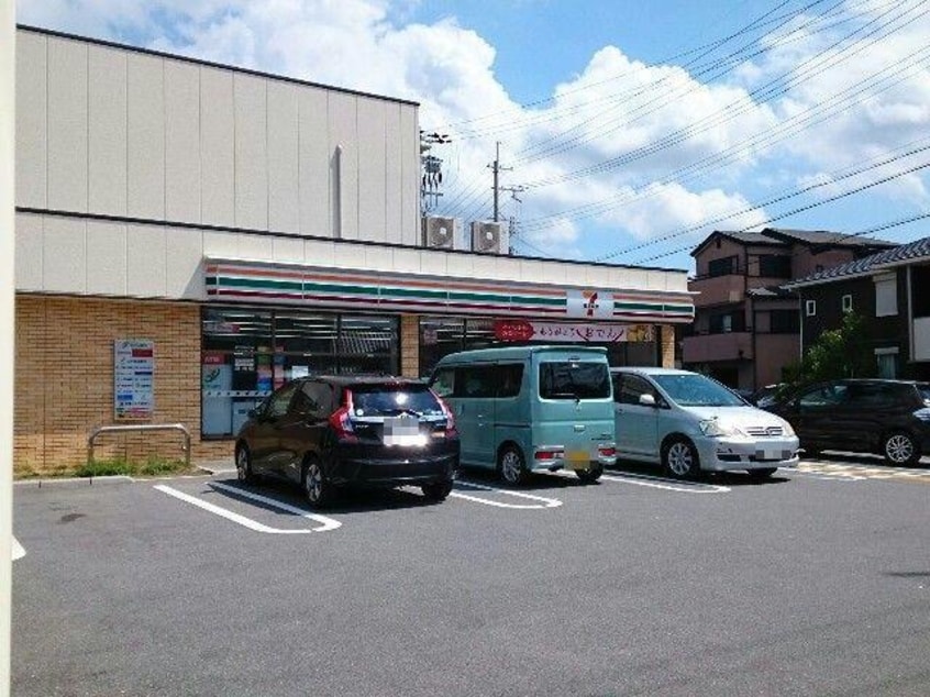 セブンイレブン交野星田1丁目店(コンビニ)まで490m ラ・フローレンス