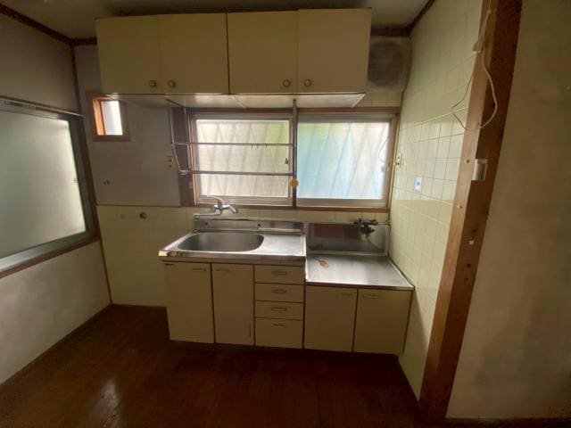  私部7丁目戸建て