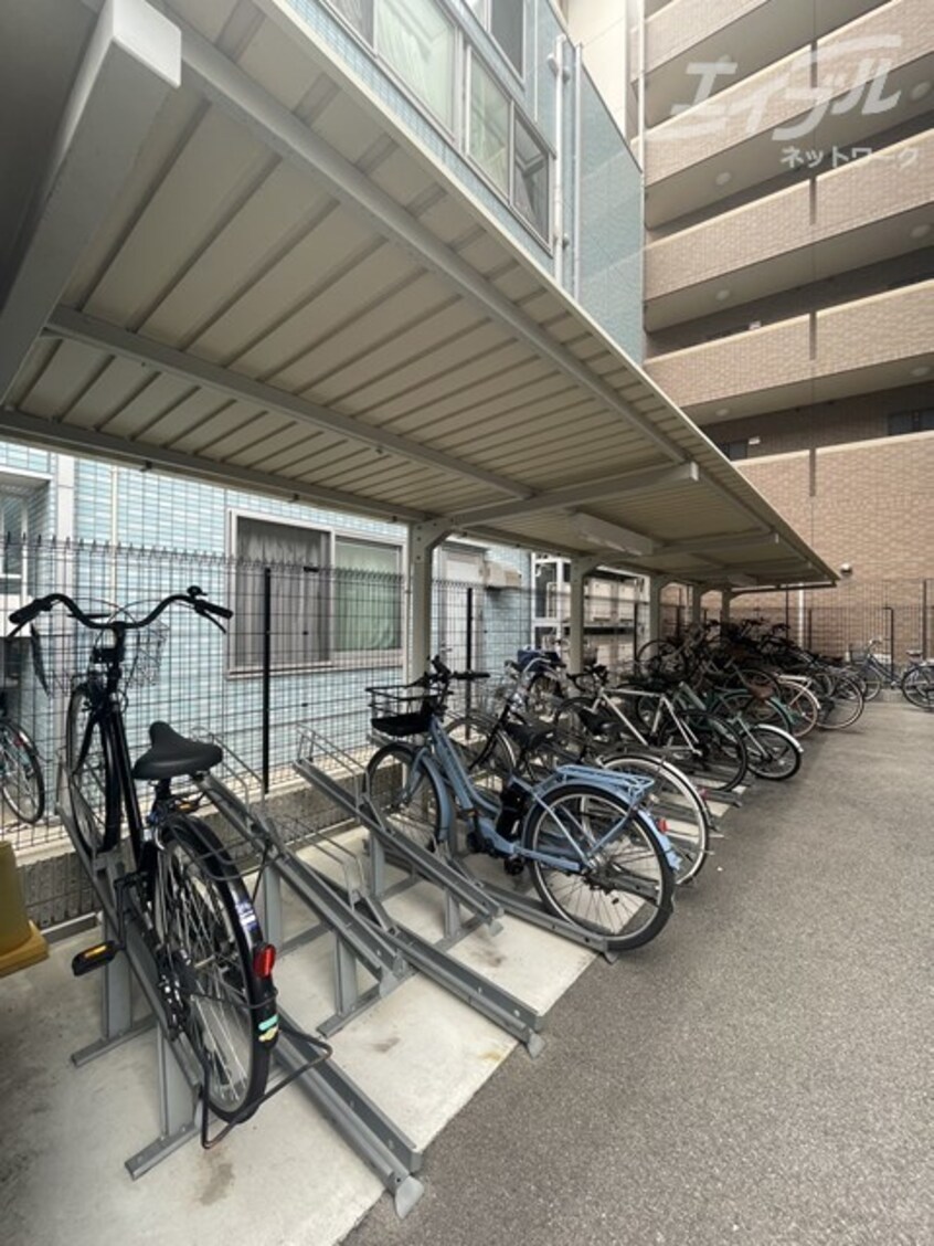  大阪メトロ御堂筋線/西中島南方駅 徒歩11分 10階 築8年