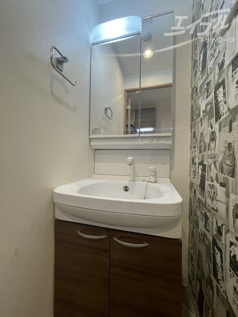  大阪メトロ御堂筋線/西中島南方駅 徒歩11分 10階 築8年