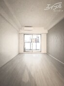  スプランディット十三本町