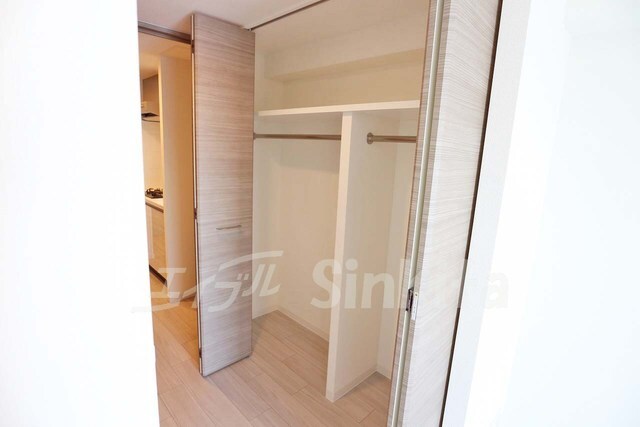  阪急宝塚線/三国駅 徒歩5分 8階 築4年