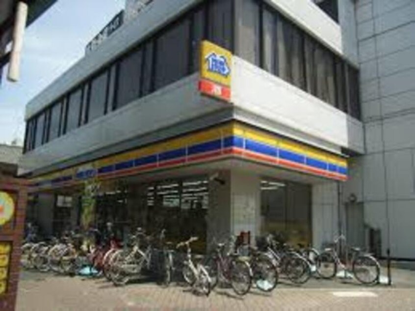 ミニストップ東三国駅前店(コンビニ)まで218m※ミニストップ東三国駅前店 大阪メトロ御堂筋線/東三国駅 徒歩2分 11階 築25年