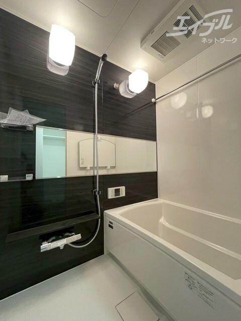  プレサンスOSAKA姫里ヴィオン