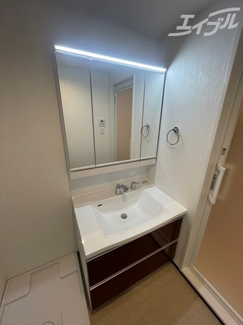  東海道本線<琵琶湖線・JR京都線>/東淀川駅 徒歩3分 10階 築1年