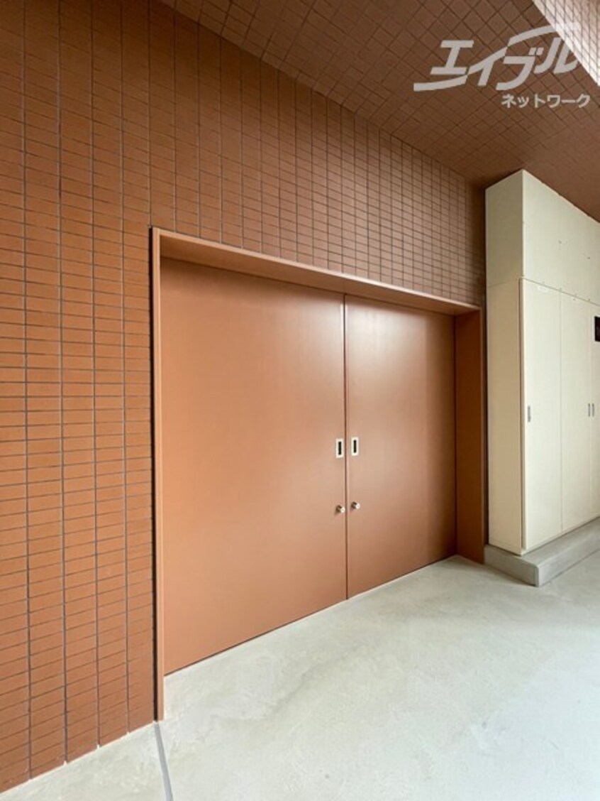 その他共有部分 東海道本線<琵琶湖線・JR京都線>/東淀川駅 徒歩3分 10階 築1年