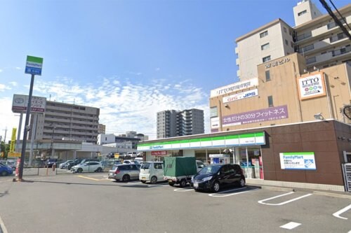 ファミリーマート 新高１丁目店(コンビニ)まで267m シンセリティ野中