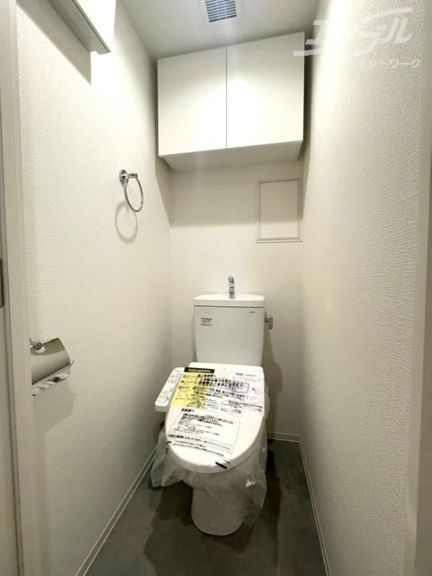  大阪メトロ御堂筋線/新大阪駅 徒歩9分 11階 1年未満