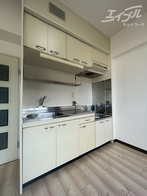  大阪メトロ御堂筋線/東三国駅 徒歩9分 11階 築34年