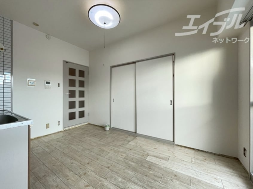 ※改装中 大阪メトロ御堂筋線/西中島南方駅 徒歩13分 5階 築35年