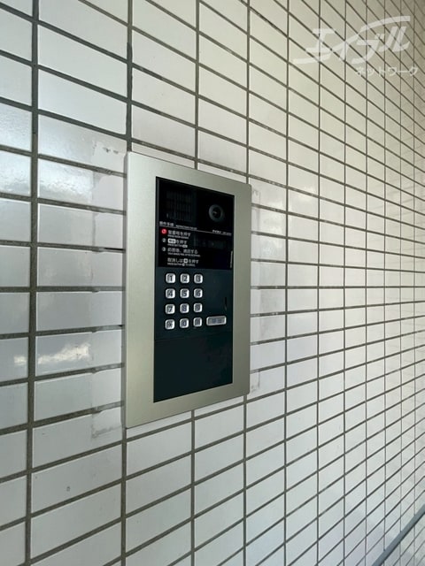  大阪メトロ御堂筋線/西中島南方駅 徒歩13分 5階 築35年