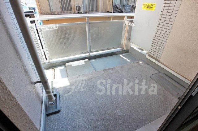  東海道本線<琵琶湖線・JR京都線>/東淀川駅 徒歩2分 4階 築31年