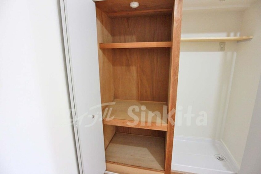  東海道本線<琵琶湖線・JR京都線>/東淀川駅 徒歩2分 4階 築31年