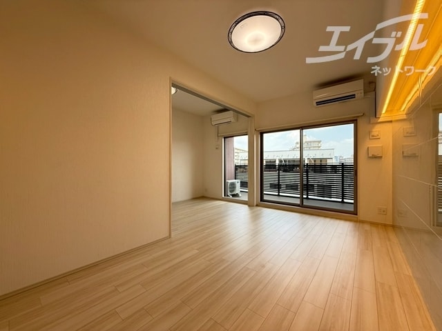  阪急神戸線/神崎川駅 徒歩10分 3階 1年未満