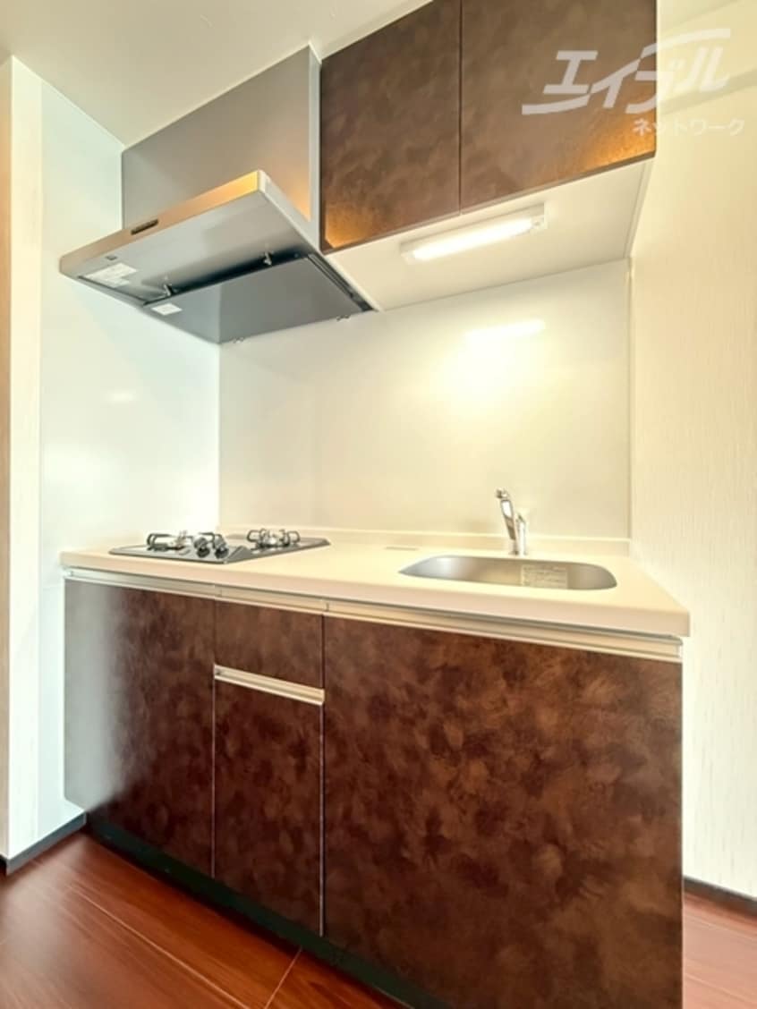  阪急神戸線/神崎川駅 徒歩10分 4階 1年未満