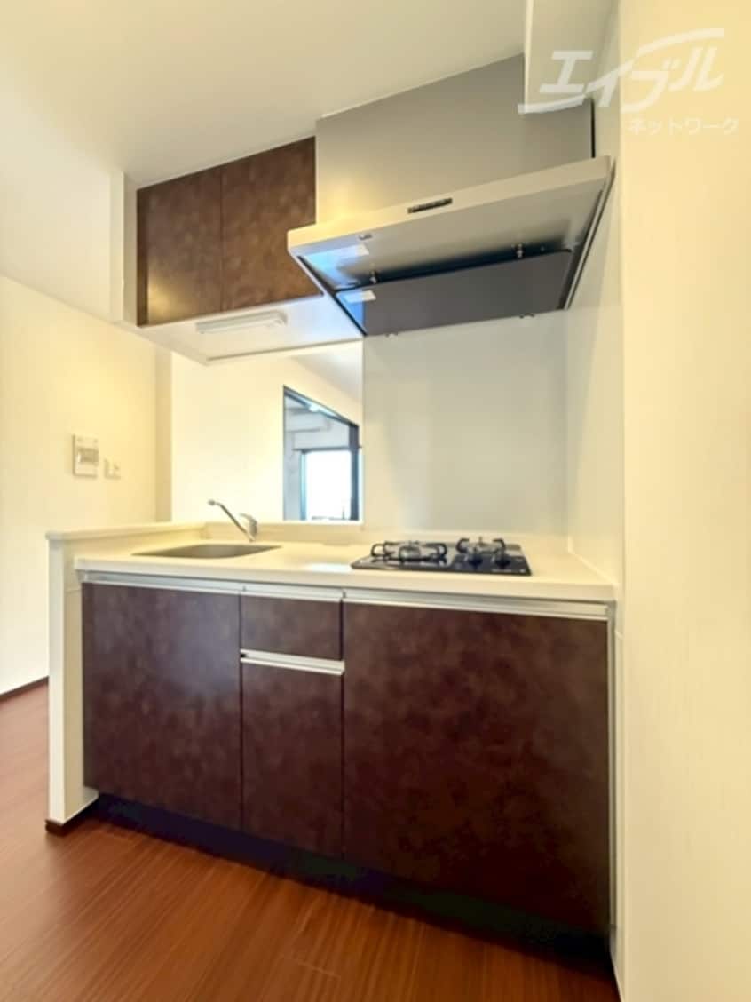  阪急神戸線/神崎川駅 徒歩10分 7階 1年未満