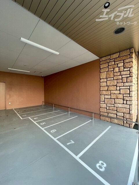 バイク置き場 阪急神戸線/神崎川駅 徒歩10分 4階 1年未満