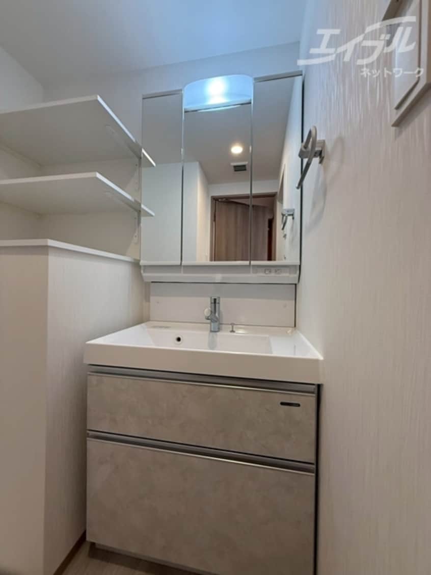  阪急神戸線/神崎川駅 徒歩10分 2階 1年未満