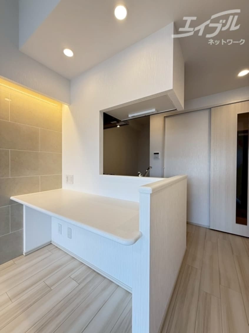  阪急神戸線/神崎川駅 徒歩10分 3階 1年未満