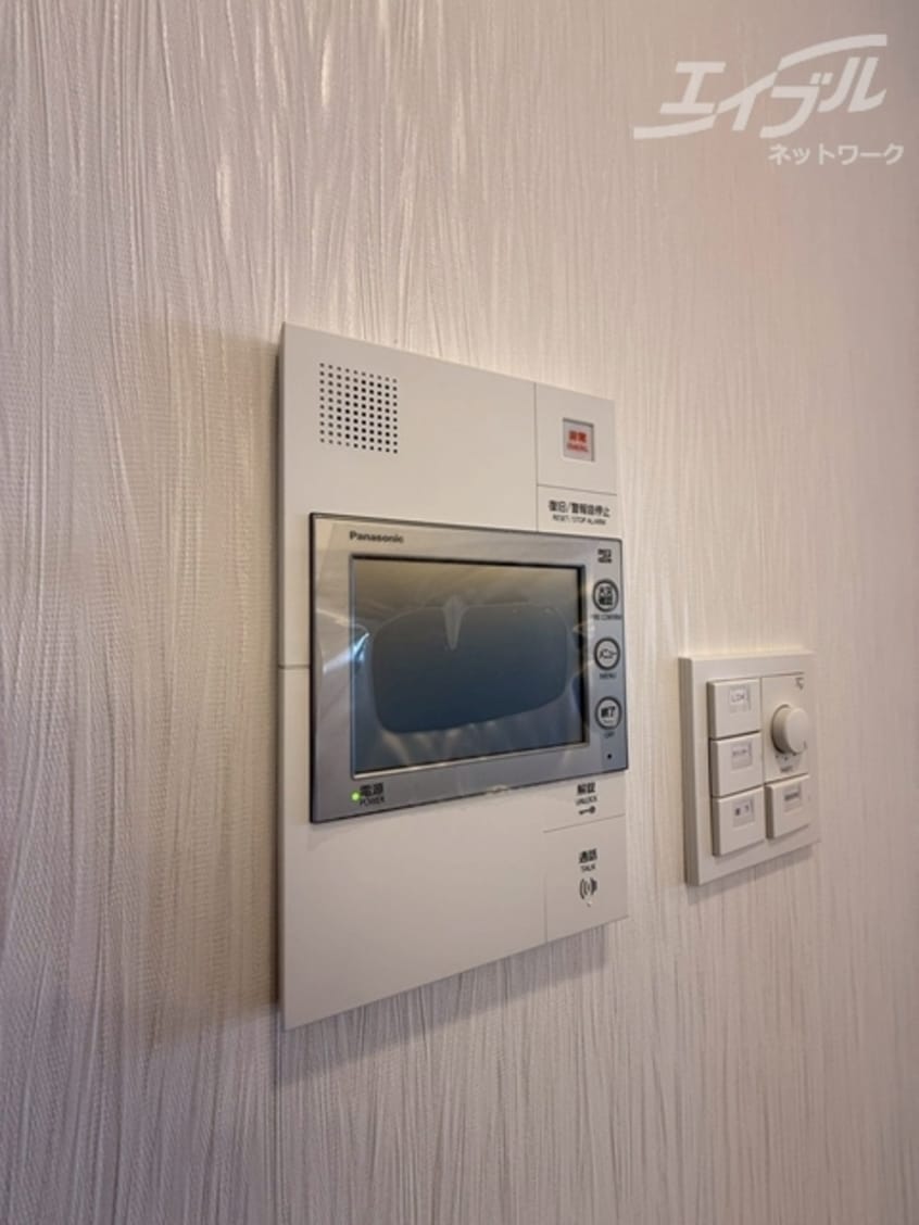  阪急神戸線/神崎川駅 徒歩10分 7階 1年未満