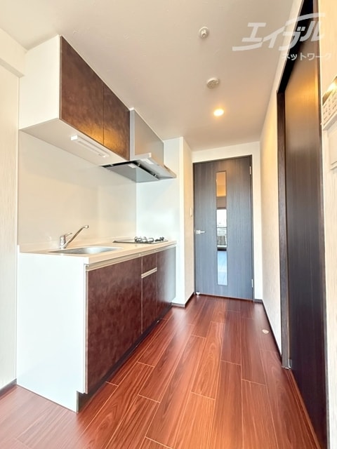  阪急神戸線/神崎川駅 徒歩10分 7階 1年未満