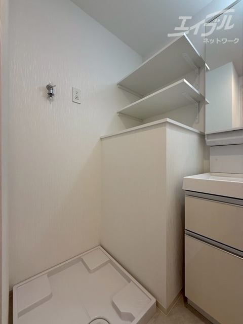  阪急神戸線/神崎川駅 徒歩10分 3階 1年未満