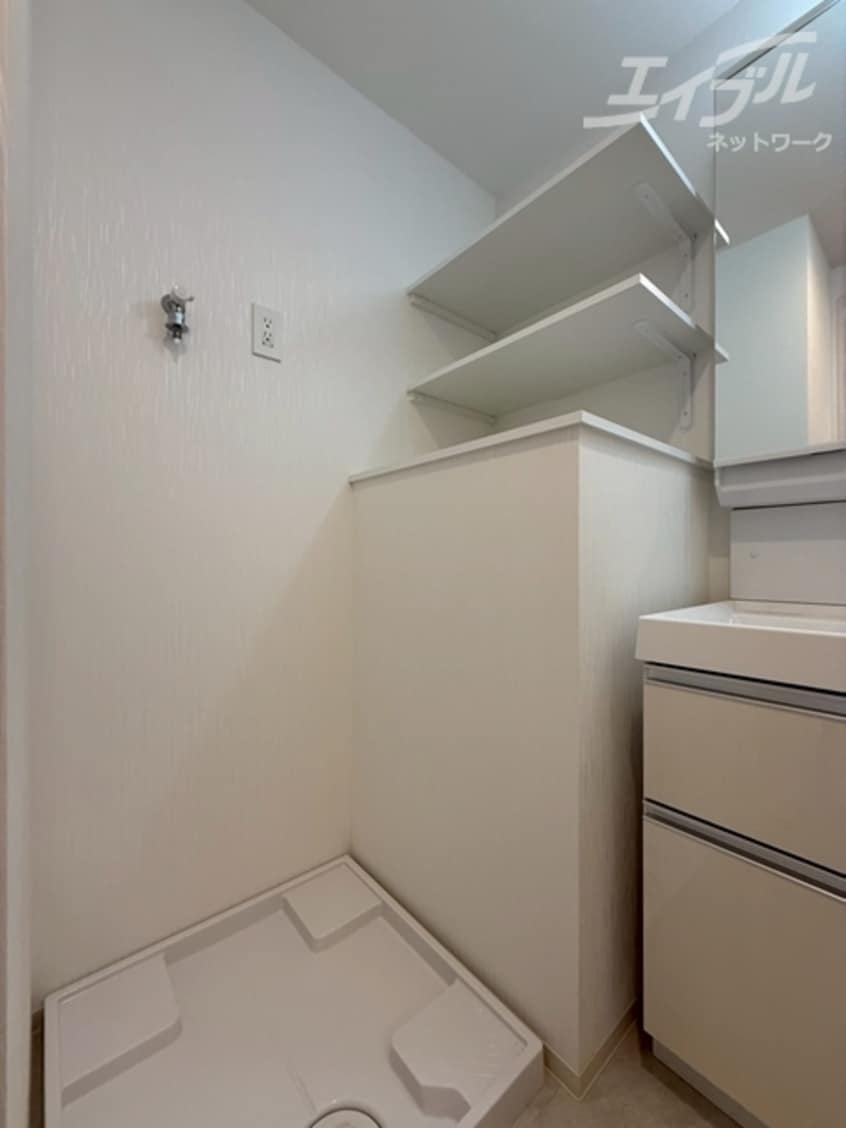  阪急神戸線/神崎川駅 徒歩10分 3階 1年未満