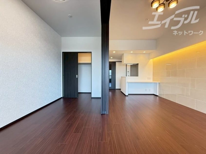  阪急神戸線/神崎川駅 徒歩10分 7階 1年未満