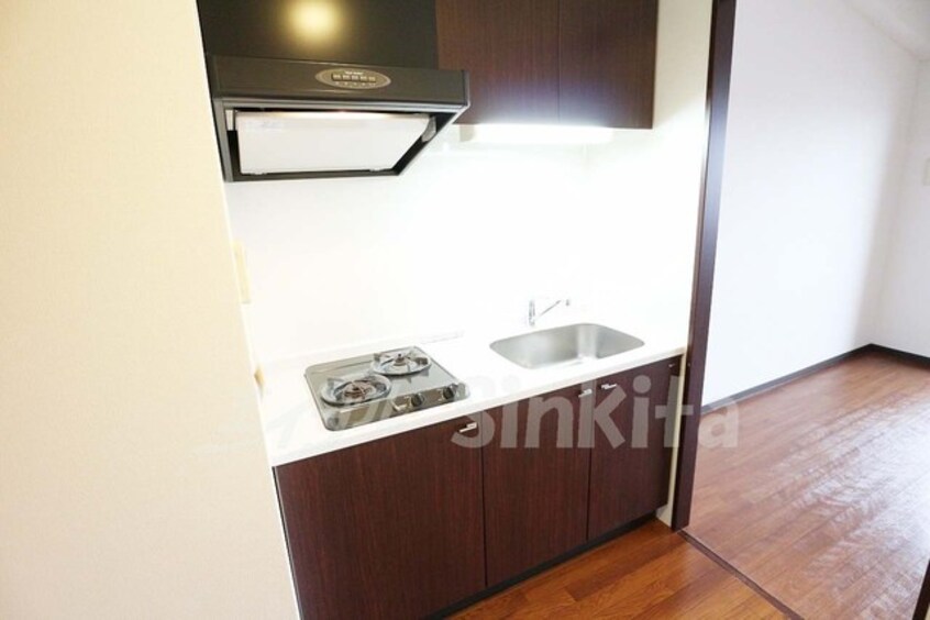  阪急宝塚線/三国駅 徒歩10分 5階 築18年