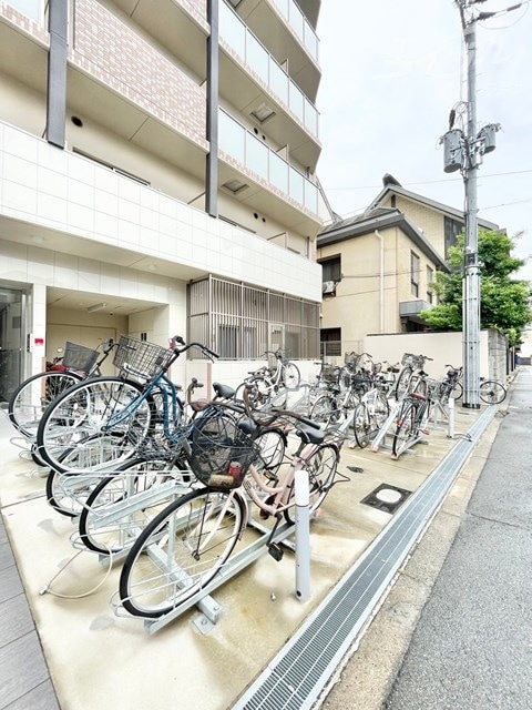 駐輪場完備 エグゼ新大阪南