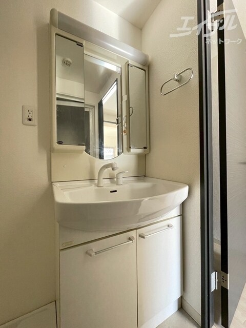  阪急神戸線/神崎川駅 徒歩17分 1階 築12年