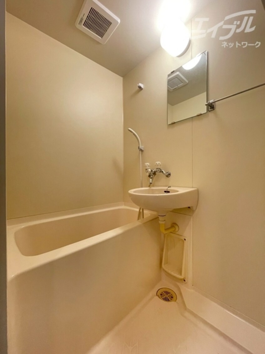  阪急京都線/淡路駅 徒歩9分 1階 築32年