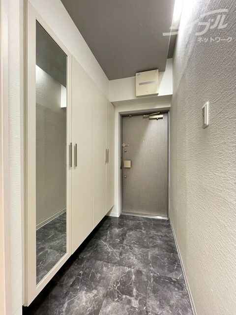  大阪メトロ御堂筋線/西中島南方駅 徒歩13分 6階 築40年