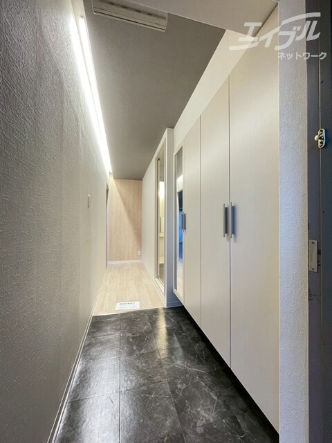  大阪メトロ御堂筋線/西中島南方駅 徒歩13分 6階 築40年