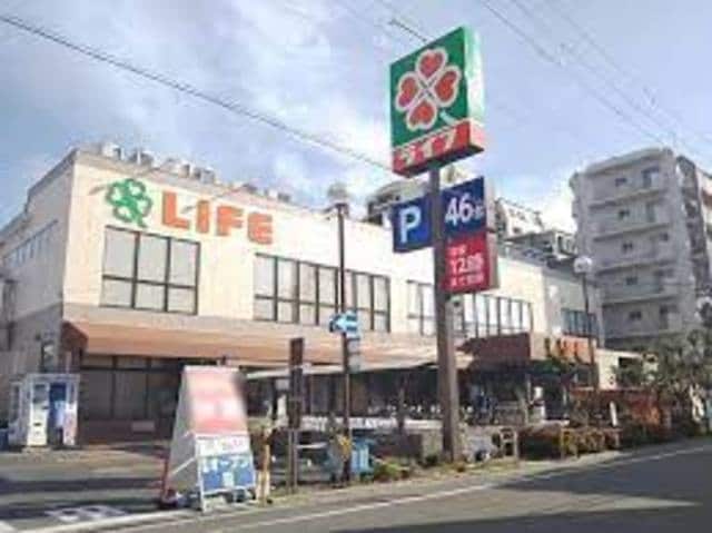 ライフ歌島店(スーパー)まで405m※ライフ歌島店 東海道本線・山陽本線<JR神戸線>/塚本駅 徒歩10分 10階 築3年