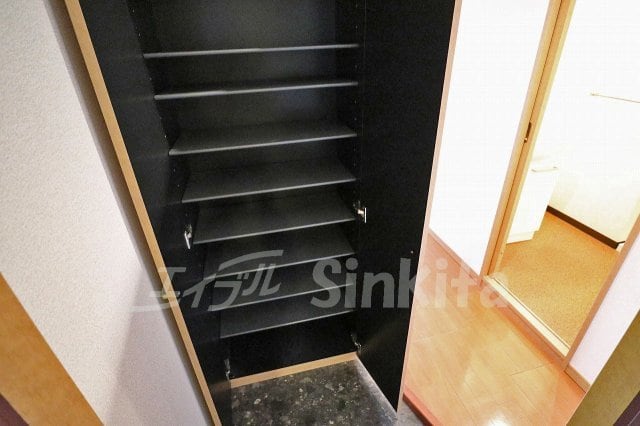 シューズボックス サンパティーク