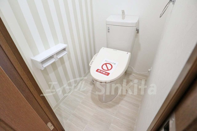  大阪メトロ御堂筋線/東三国駅 徒歩8分 5階 築28年