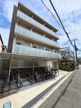 セオリー大阪アーバンレスト