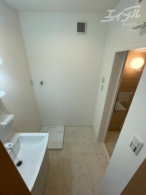  阪急神戸線/十三駅 徒歩7分 2階 築4年