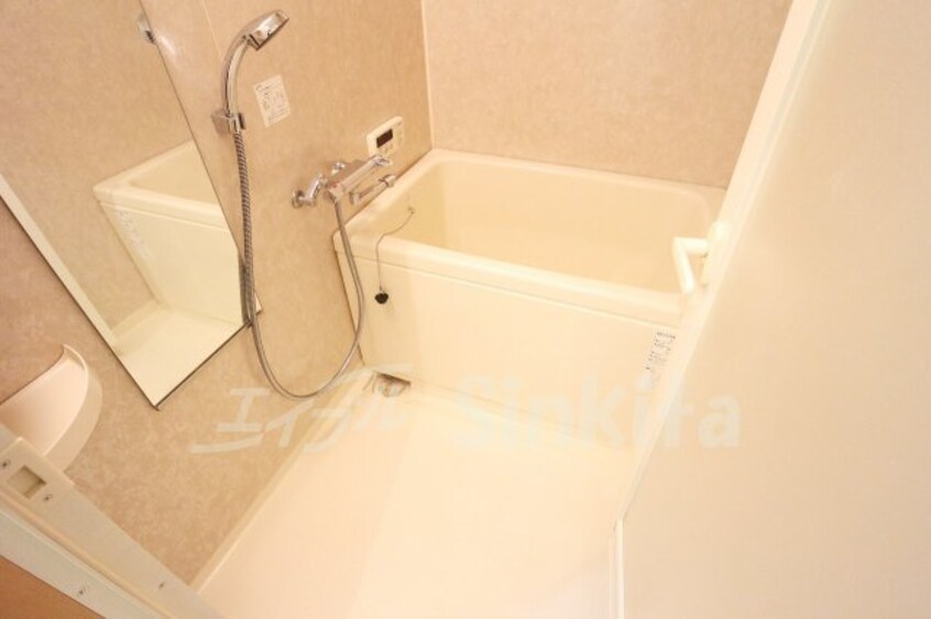  エル・セレーノ東三国