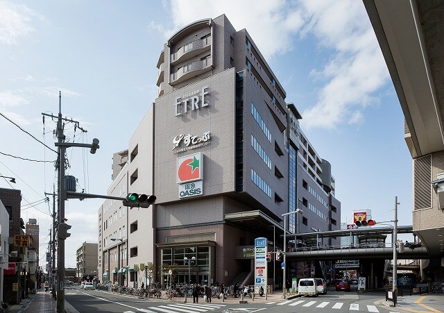 エトレとよなか(ショッピングセンター/アウトレットモール)まで879m※エトレとよなか 阪急宝塚線/岡町駅 徒歩3分 5階 1年未満