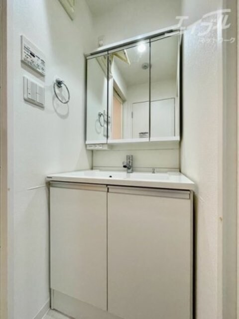  東海道本線・山陽本線<JR神戸線>/塚本駅 徒歩5分 3階 築6年