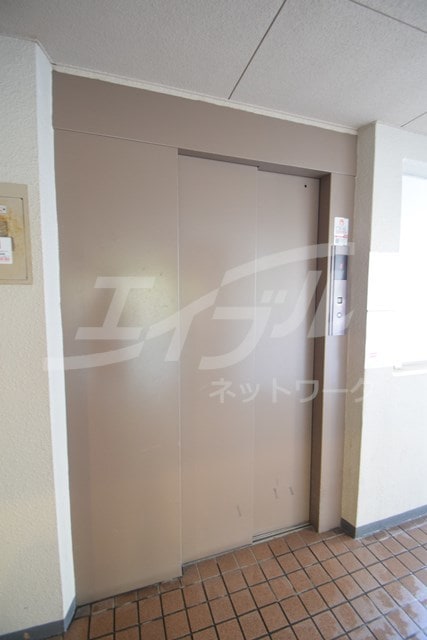  北大阪急行電鉄南北線/緑地公園駅 徒歩7分 5階 築32年