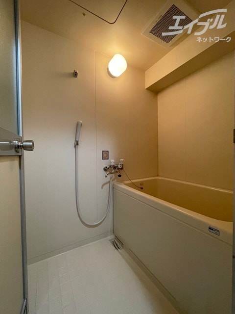  北大阪急行電鉄南北線/緑地公園駅 徒歩7分 5階 築32年