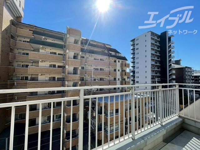  大阪メトロ御堂筋線/西中島南方駅 徒歩13分 5階 築39年